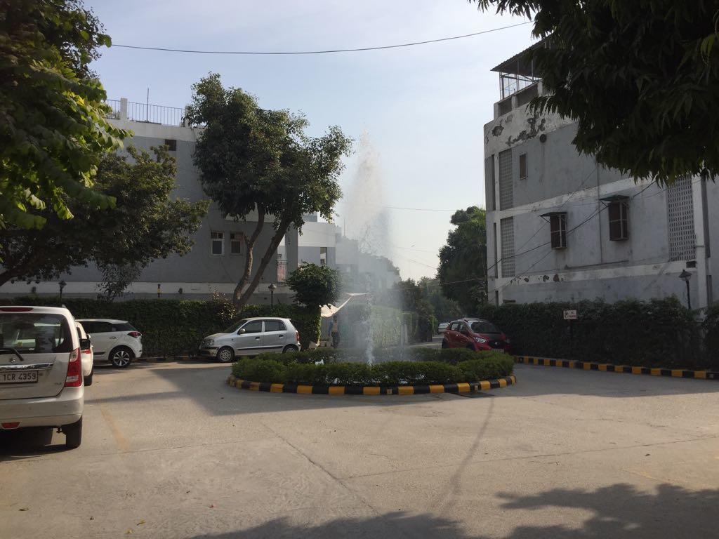 Homestay Chateau 39 New Delhi Bagian luar foto